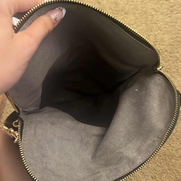 Vince Camuto Crossbody - Picture 3 of 4